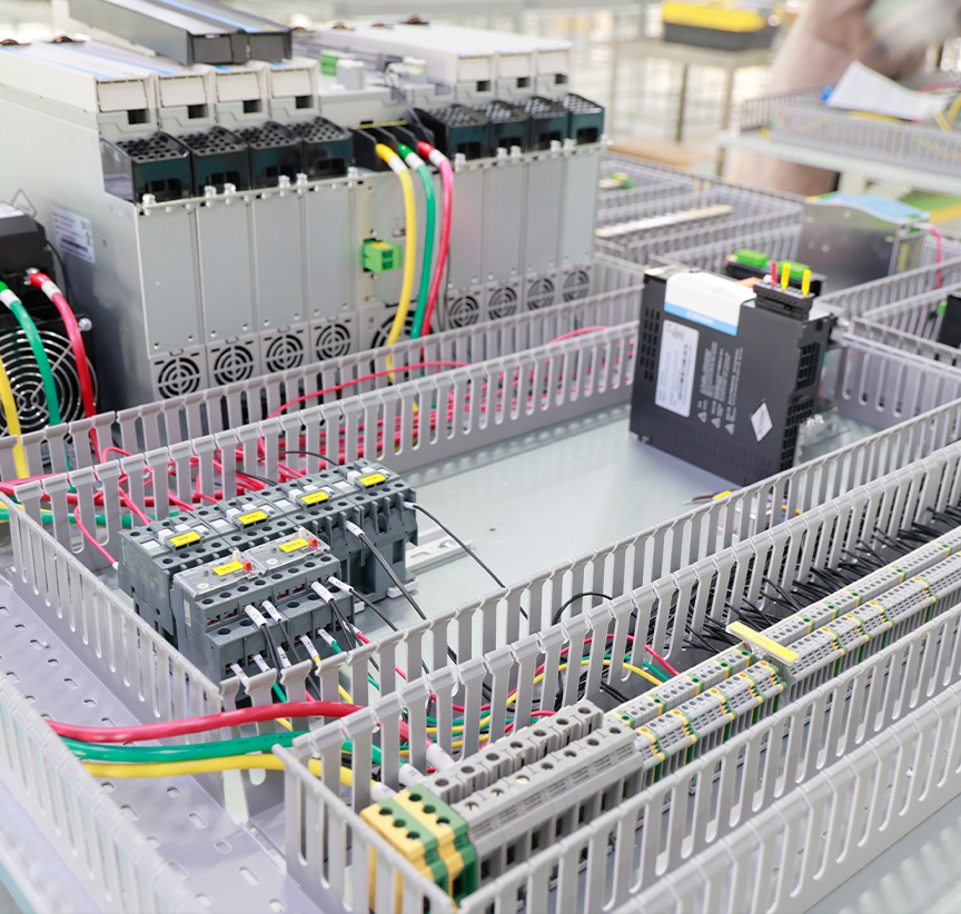 如何根据电机功率和负载类型选择匹配的软启控制柜？